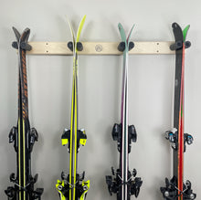 SKI WALL STORAGE RACK